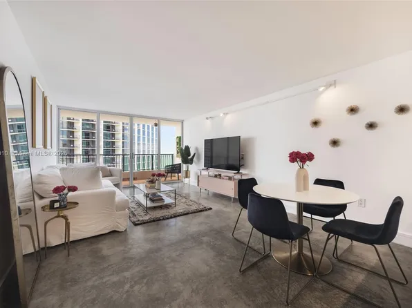 555 NE 15th St APT 20G, Miami, FL 33132