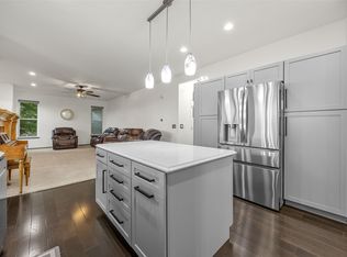 3102 Falcon View Ct SW, Cedar Rapids, IA 52404