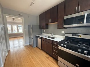 4101 W Nelson St #3020-1, Chicago, IL 60641