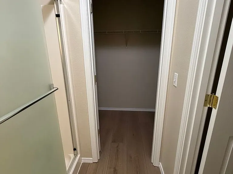 413 Roger Smith Dr — Photo 18