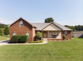 107 Marty Ln, White Bluff, TN 37187