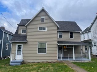 14 Maple St, Fairchance, PA 15436