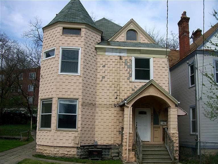 1st image of 2701 Ashland Ave