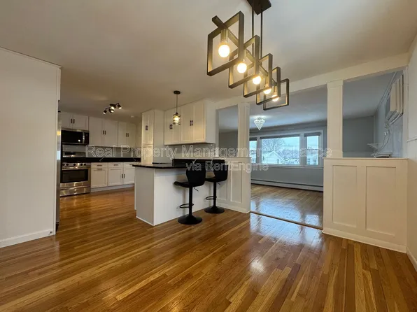 30 Gables Cir, Salem, MA 01970