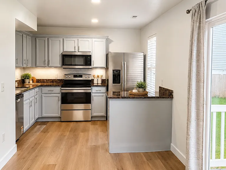 1457 Archmore Loop — Photo 12
