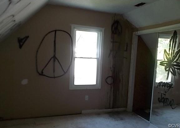 5th image of 9404 Plum Ct