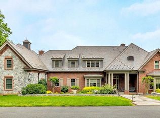 1085 Wood Ln, Charlottesville, VA 22901