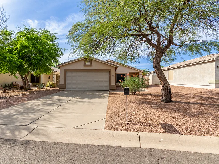 6932 S Russet Sky Way — Photo 2