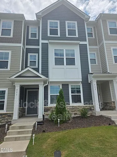 451 Carolina Springs Blvd Photo 1