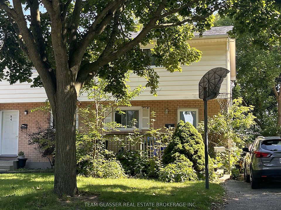1st image of 92 Cartier Rd