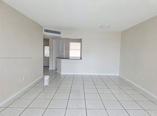 1302 NE 191st St #A-225, Miami, FL 33179