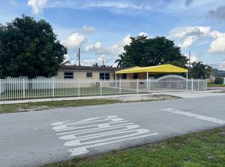 2913 NW 166th St, Miami Gardens, FL 33054