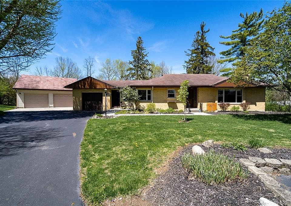 1st image of 6093 Romaine Dr