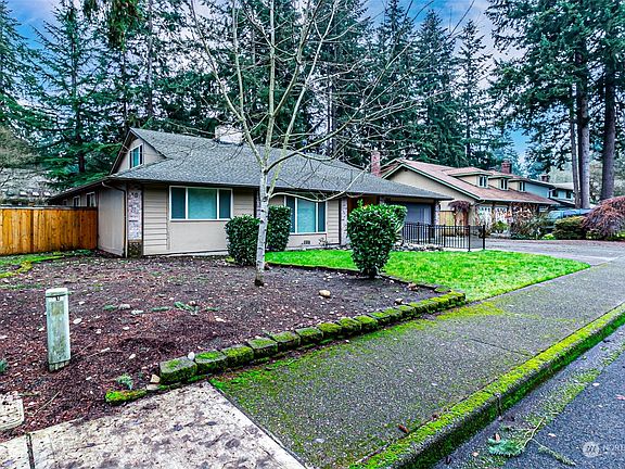 2nd image of 2510 32nd Avenue SE