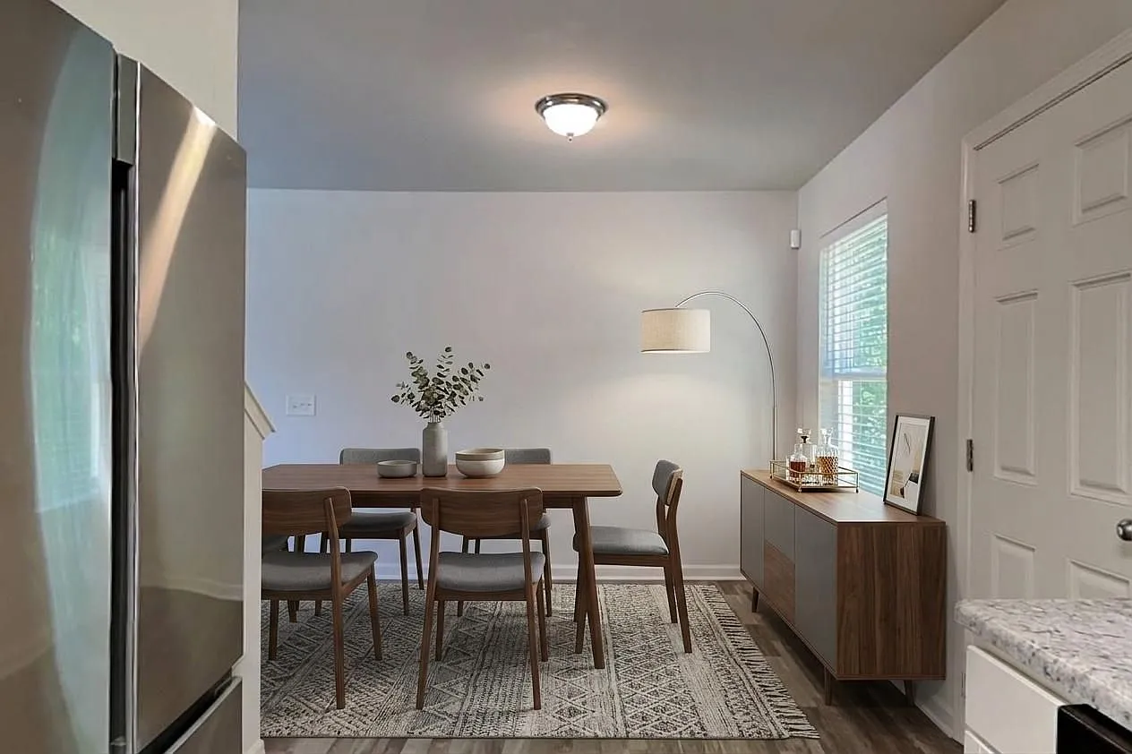 3 bed, 2.0 bath, 1220 sqft, $1,745 — Photo 3