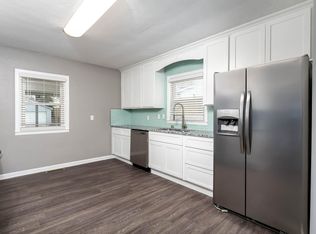 113 Saint Clair St, Versailles, KY 40383