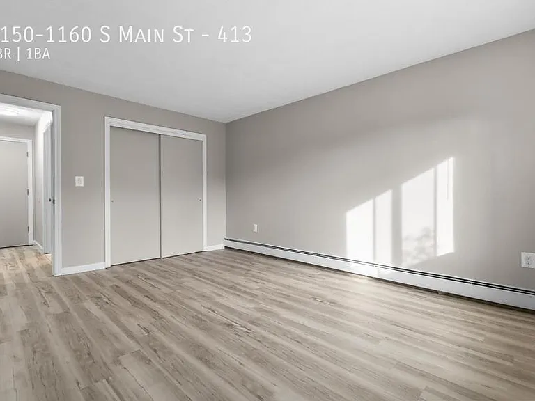 1150-1160 S Main St #413 — Photo 3