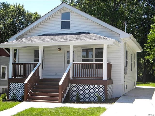 1st image of 2715 W Tennyson Ave