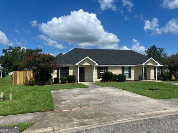 1736 Forsyth Pl, Valdosta, GA 31602
