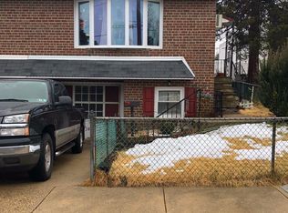 10661 Halstead St, Philadelphia, PA 19116