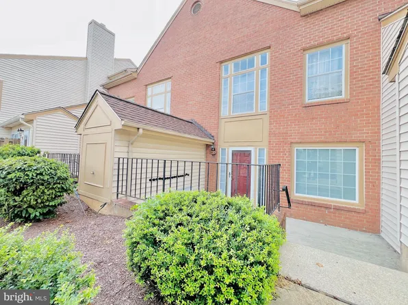 8875 Rusland Ct, Fort Washington, MD 20744