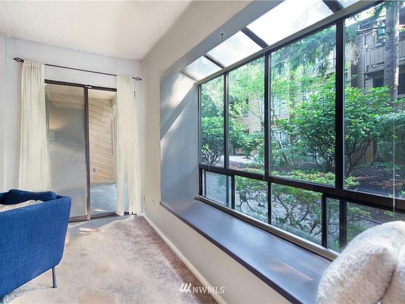 4th image of 1819 N 107th St APT 102