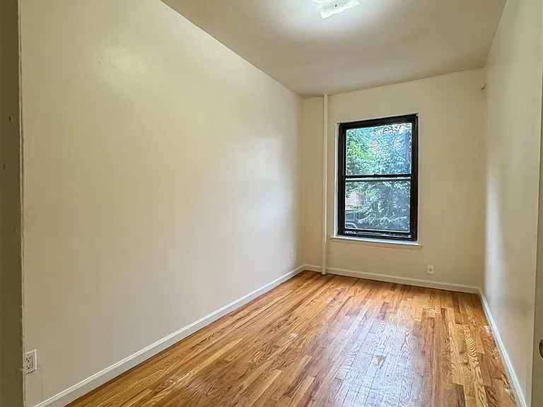30-30 30th St #1A — Photo 21