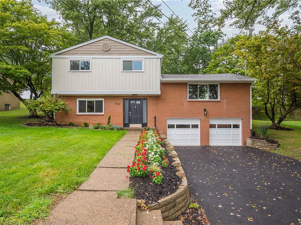 1st image of 1542 Theresa Ave