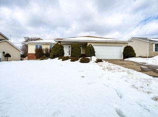 1070 Guadalupe Dr, Parma, OH 44134