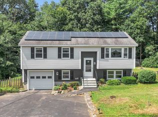 7 S London Dr, Nashua, NH 03062