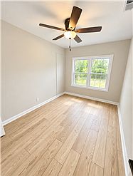 5th image of 1320 E 53rd St