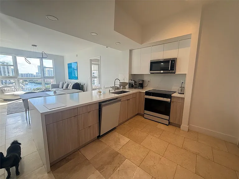 20000 Country Club Dr #9 — Photo 19