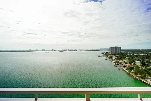 11111 Biscayne Blvd #20E Photo 1