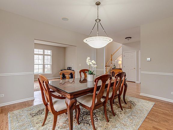 5th image of 14211 Oakwood Ct