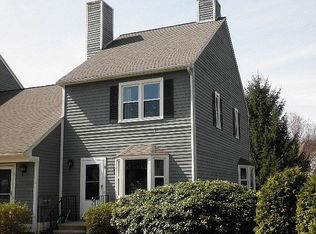 6 Cheltenham Ct, Suffield, CT 06078