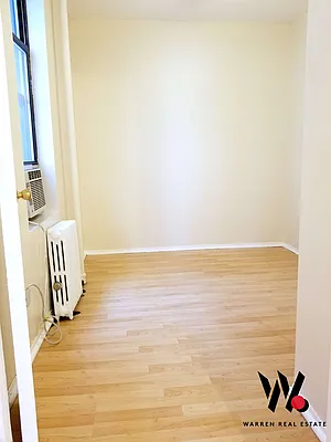 Rented by Warren T Real Estate Corp. | media 16