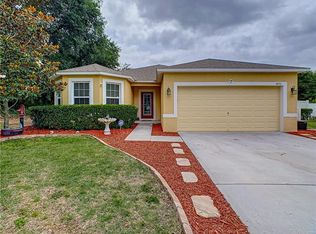 4751 Grassy Knoll Dr, Tavares, FL 32778