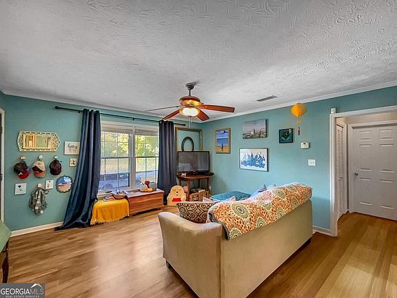 4th image of 103 Barrington Dr APT 3