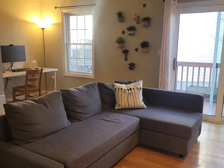 555 Main St #7 — Photo 8