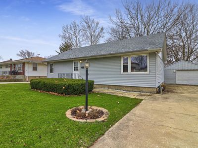 817 Valley Ln, Lockport, IL, 60441