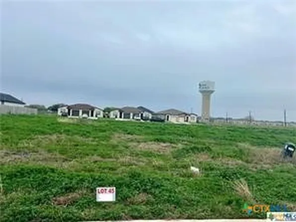 110 Carmine Ave, Port Lavaca, TX 77979