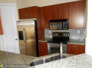 3213 NE 5th St APT 302, Pompano Beach, FL 33062