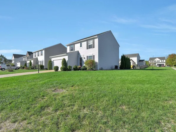 1624 Roscommon Dr, Pataskala, OH 43062