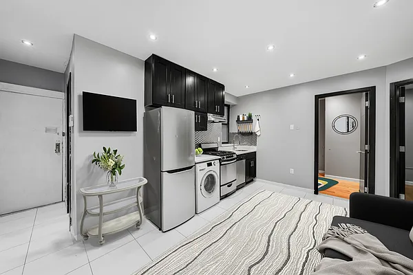 Rented by Vector New York, LLC | media 13