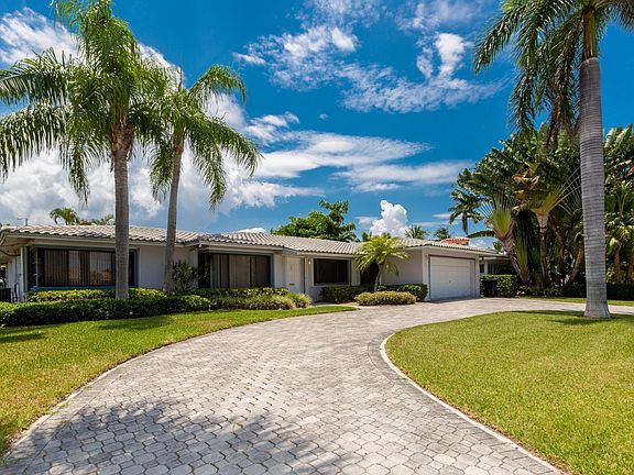 2nd image of 337 Isle Of Capri Dr