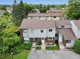 2030 Kelden Cres #35, Ottawa, ON K1B 4X9