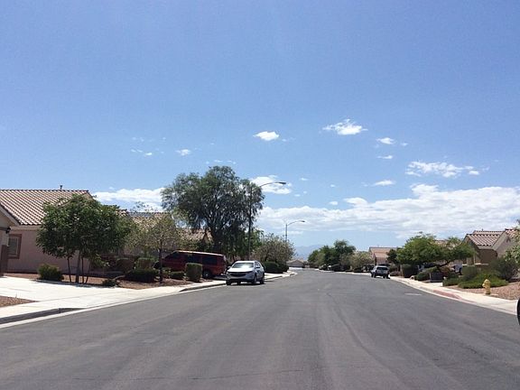 5th image of 91 Fox Crossing Ave