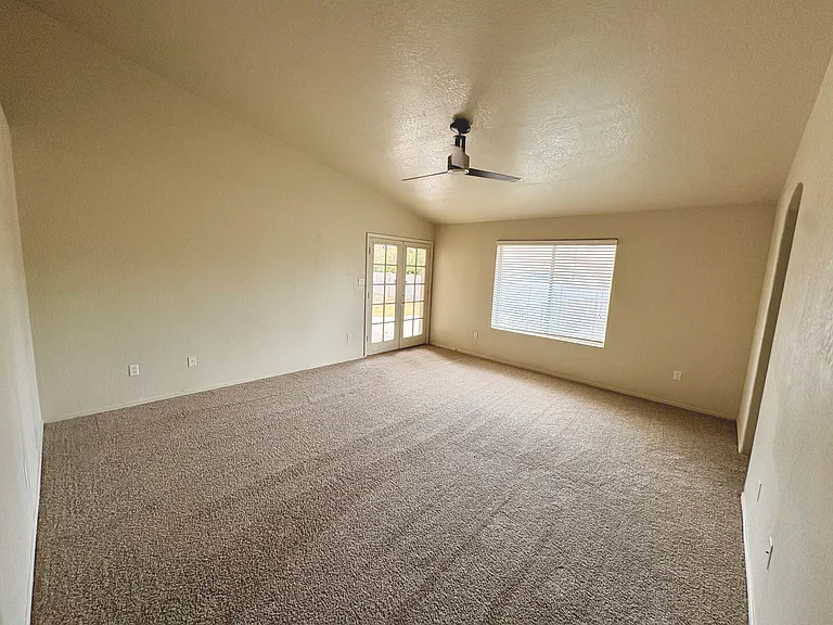 3700 W 25th Pl — Photo 11