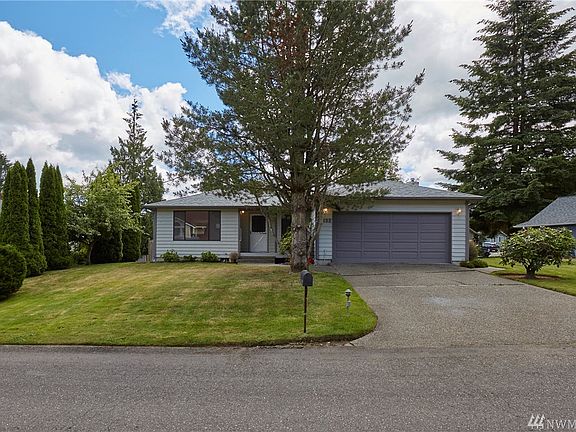 2nd image of 4132 SE Dover Ct