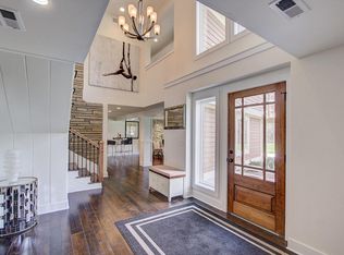 7460 N River Rd, River Hills, WI 53217